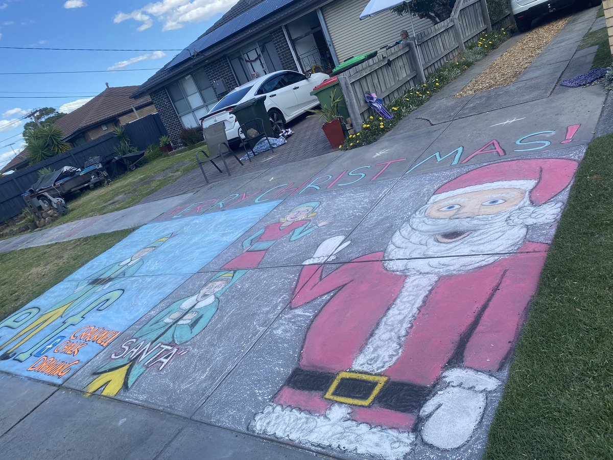 cuddlyfe's tweet photo. @OfficialWilllF I absolutely love your movie Elf. My favourite Christmas movie! ❤️ So I chalked it outside my house to spread some Christmas cheer! 🎄🎅🏻 #cracknellchalkdrawing #Christmas2021 #melbourneaustralia #elf #Christmas #chalkartist https://t.co/83hbN6OVHJ