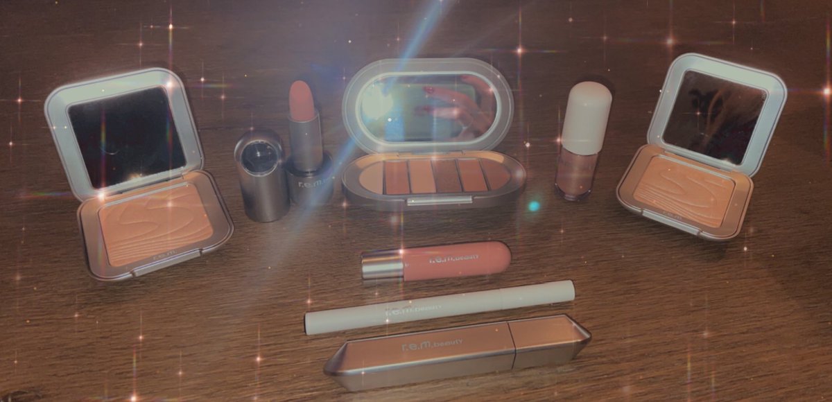 im in love :’)
<a href="/rembeauty/">r.e.m. beauty</a> @ArianaGrande 
#remflightcrew