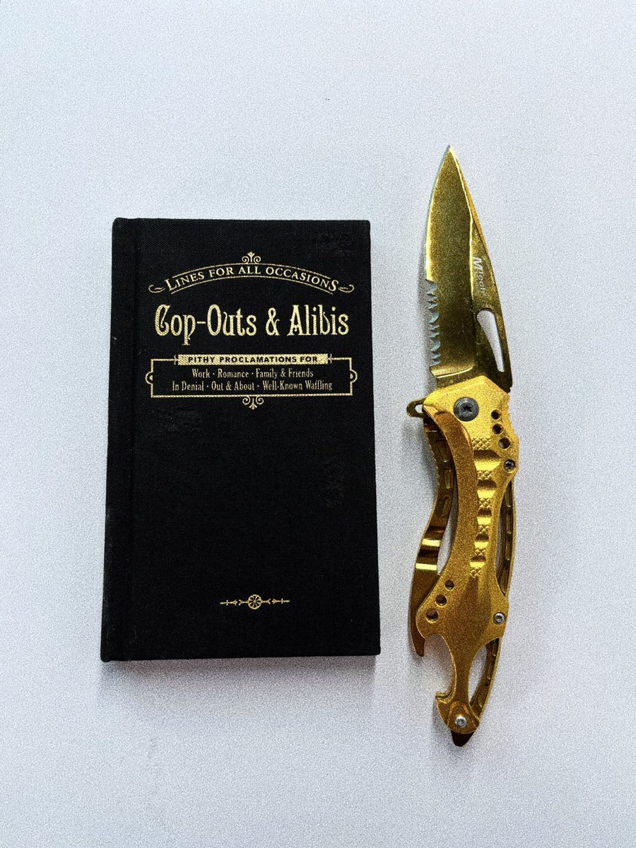 bladesforbabes's tweet photo. A fan Fave..the Gold Dust Woman Knife 🔪 💫
#selfdefenseforwomen #selfdefensekeychain #selfedefense #knife #knifeporn https://t.co/HtOq2pM3gG
