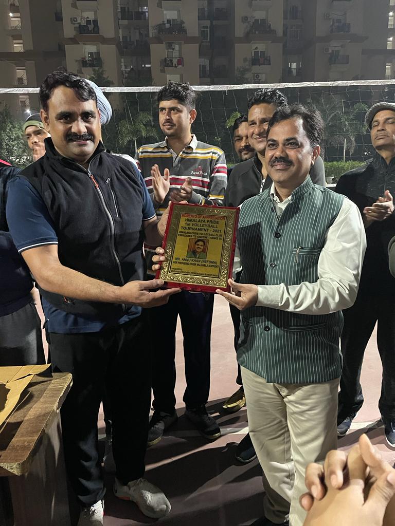 annukhan78's tweet photo. सम्मान देने के लिए आप सभी हिमालय प्राईड सोसाइटी ग्रेटर नोएडा वेस्ट निवासियों का ह्रदय से धन्यवाद @HP_Residents @red_buyer @AoA_mayfair @HynishResidents @BellinaResident @NoidaNovra @mantraonehome @MyFusionHomes @VedantamReside1 @parkavenueGC02 @ResidentsPE @Mediaconnect3 https://t.co/Jla9T2wAD2
