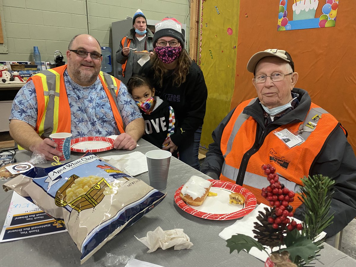 mahtomedi832's tweet photo. Thank you, Mahtomedi Bus Drivers and Transportation Staff! Today our leadership team and members of our School Board surprised our drivers and transportation staff with a breakfast to thank them for their work in our school district. #WeAre832 https://t.co/AwZkEUR4KH