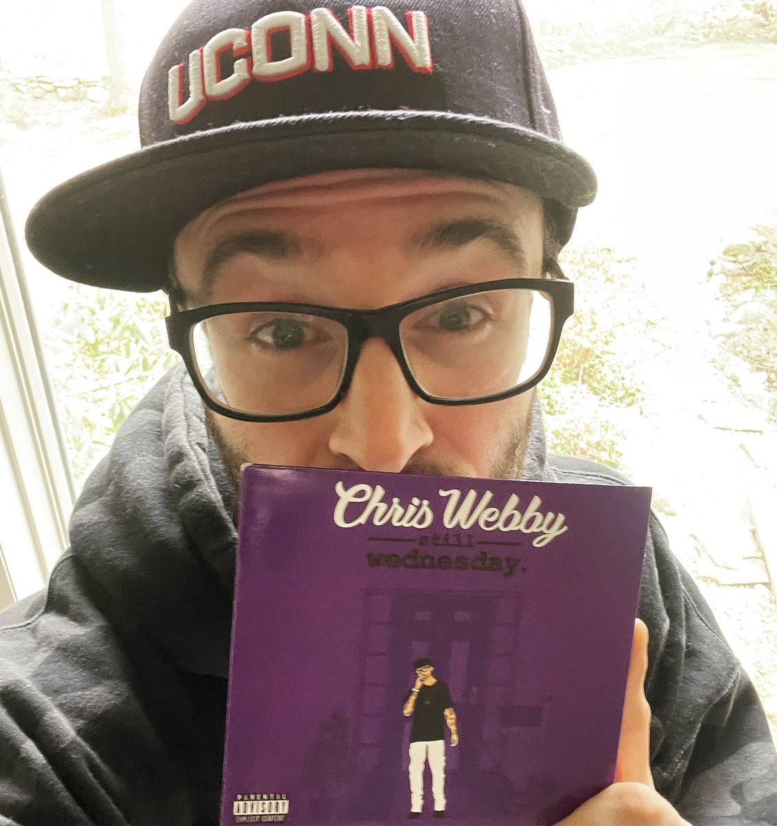 ChrisWebby's tweet image. #StillWednesday drops tonight at midnight for the final #WebbyWednesday of 2021 !!

If you want a super cool hard copy like me (signed too).. go on ChrisWebby.com/Store 🔥🕸