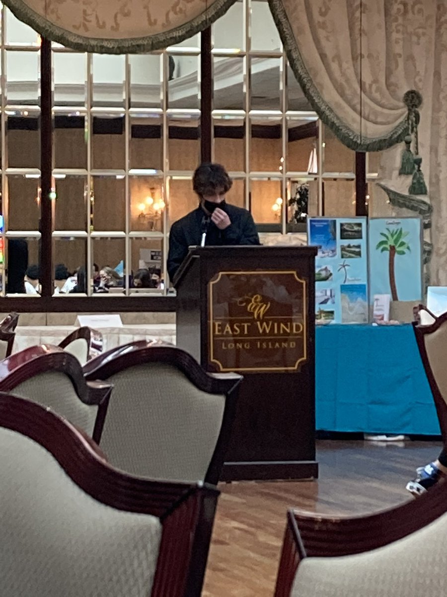 MHSBusiness1's tweet photo. Virtual enterprise class attending the east end networking trade show #shrivotgolfinc #veinternational https://t.co/aDiDj1GIW6