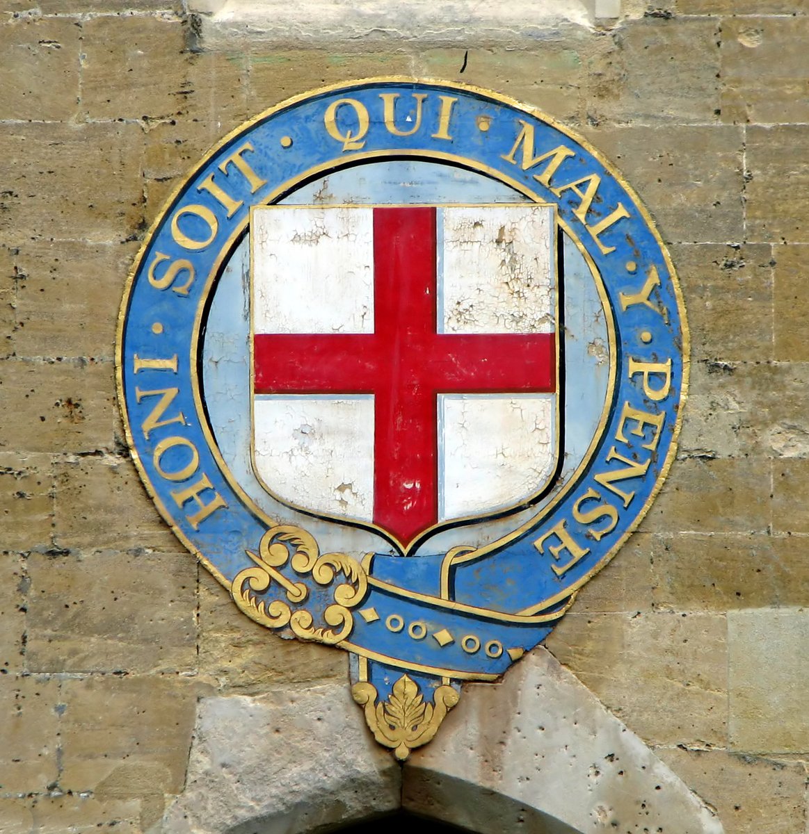 LewisFranck's tweet photo. @G88Gassi As they say, in French, “honi soit qui mal y pense,” ((shame on him who thinks evil of it (the motto of the Order of the Garter)). https://t.co/7x6TmrqKKP