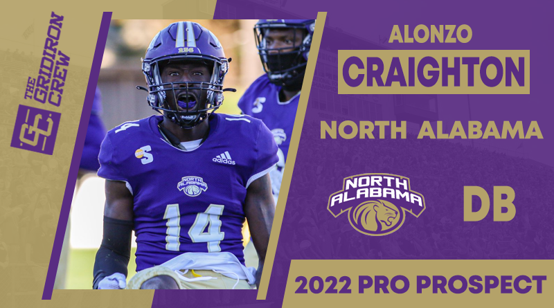 Gridiron_Crew's tweet photo. ⚠️ Attention Pro Scouts, Coaches, GMs, and Agents ⚠️

You need to look at 2022 Pro Prospect, Alonzo Craighton @imLonzii, a DB/OLB from @UNAFootball

#2022ProProspect #TGC #NFLDraft #ProFootball 🏈

👀 View our Interview: https://t.co/d0pxb2qwjo https://t.co/SSxgF0TzuU