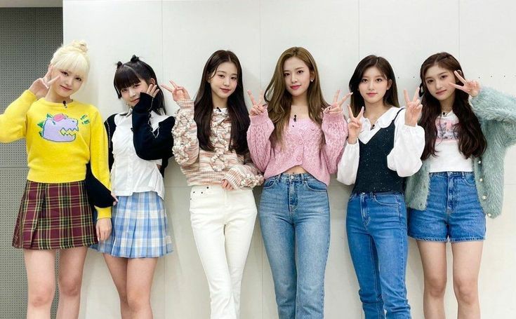 IVESTREAM's tweet image. já escutaram #ELEVEN hoje?

[🔗] open.spotify.com/track/7n2FZQsa…

[🔗] youtu.be/--FmExEAsM8