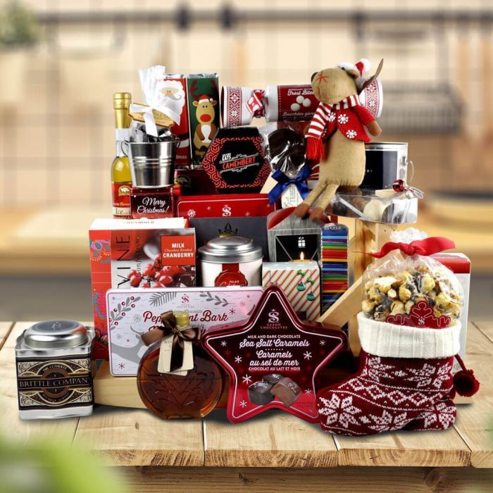 northpolecomp's tweet photo. Packed with delectable goods, The Christmas Sled Gift Basket is the perfect gift to share this Christmas season. 🍾🥂

Hurry! Shop now! 🎁

https://t.co/5PBOGrHsrA

#northpolecompany #tuesdaythoughts #celebration #party #liquorbaskets #christmasgifts #gifts #family #usa #canada https://t.co/UV0aSscKjA