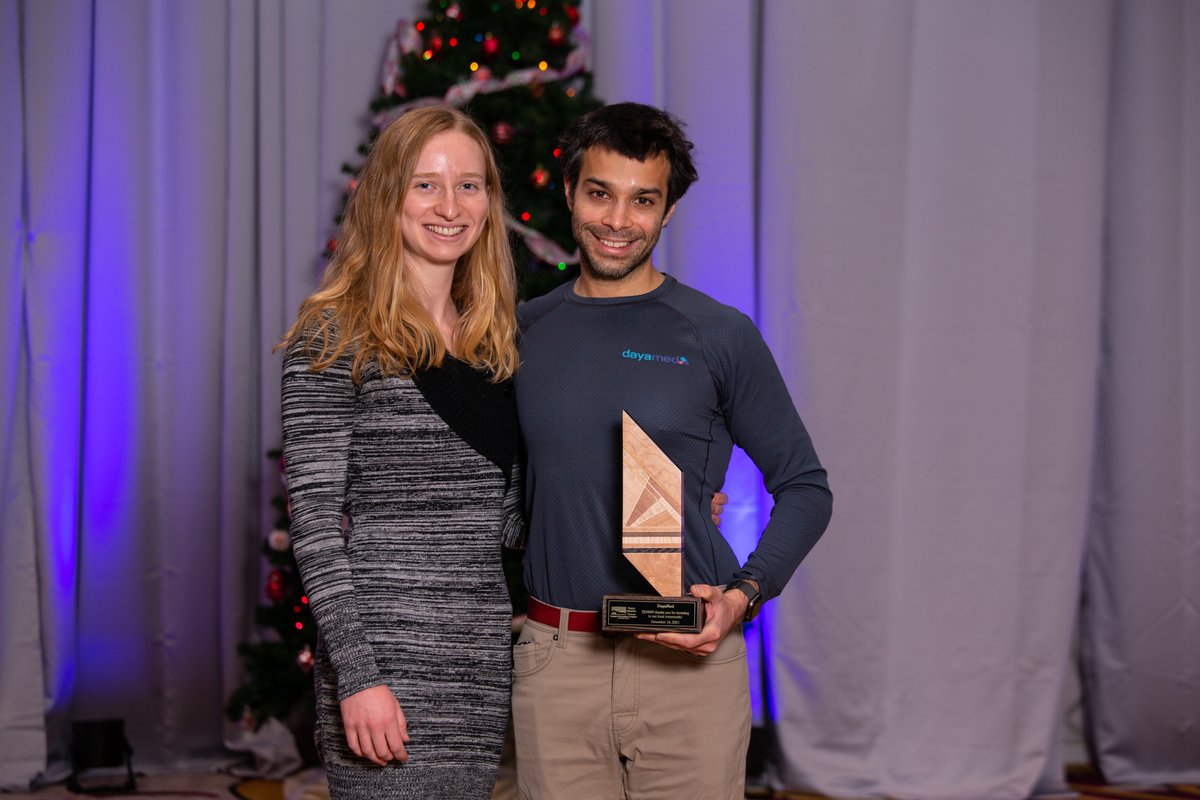 Dayamed2's tweet photo. We want to thank the Economic Development Authority of Western Nevada (@edawnnevada ) for giving us an award this year. We really appreciate it and are happy to give back to the community.
#edawnnevada #edawn #nevada #dayamed #award #medicationapp #medications #prescriptionhelp https://t.co/bxqmRpm0gZ