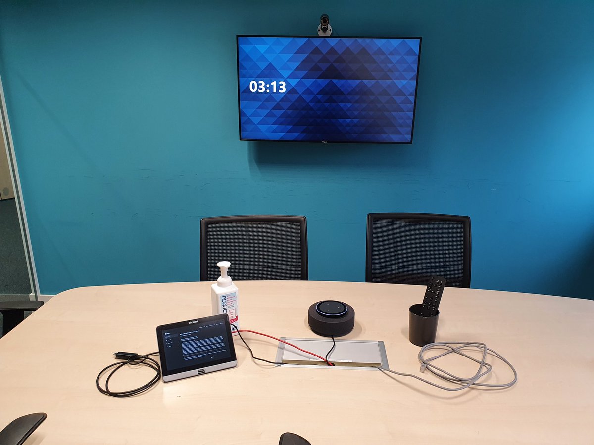 More #msteamsrooms from <a href="/YealinkNews/">Yealink Official</a> this time the #MVC320. Replacing some legacy kit utilising the existing screens. For your #cabling #IPCCTV #AudioVisual #Wireless requirements see how we can help bit.ly/2RH4rz3 or call us on 0115 876 6660.