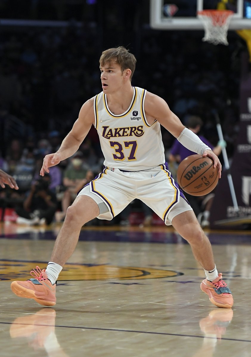 BleacherReport's tweet photo. Mac McClung is signing a 10-day contract with the Bulls, per @ShamsCharania https://t.co/MrrKiOJZA8