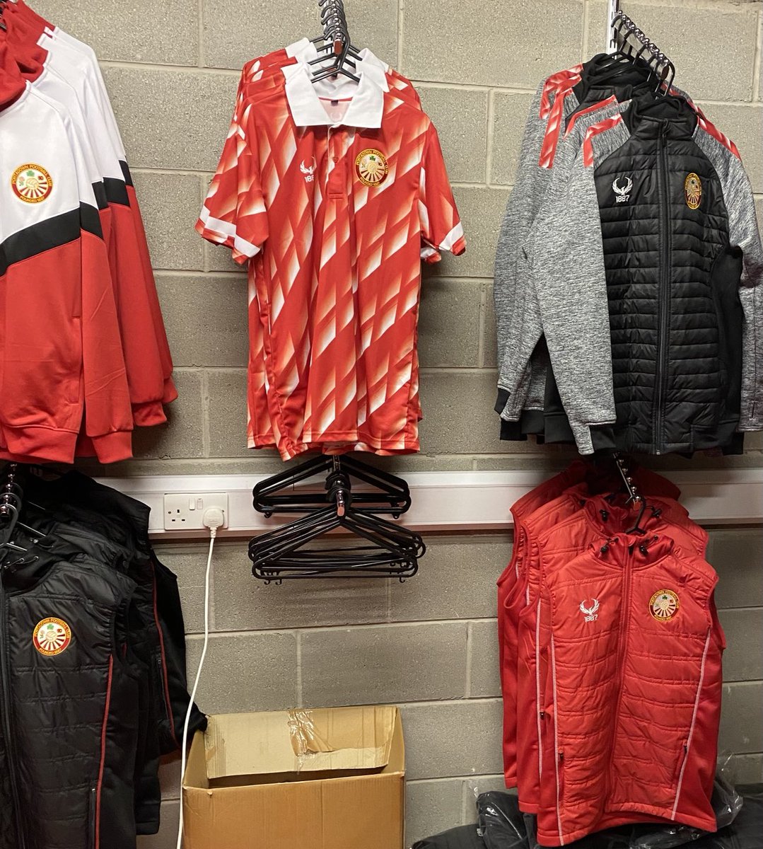 Portadownfc's tweet photo. A reminder that the Ports Store at Shamrock Park is open this evening (Tues 21 Dec) from 7:30pm to 9pm.

A reminder that the Ports Store is now situated within the main home stand towards the Clounagh End https://t.co/J31P02dAYs