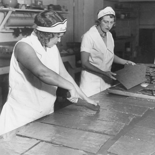 seescandies's tweet photo. Traditional and delicious--some things never change. #100YearsOfSees
Shop now: https://t.co/aSIMaIubgm https://t.co/Mdpd5DMrk5