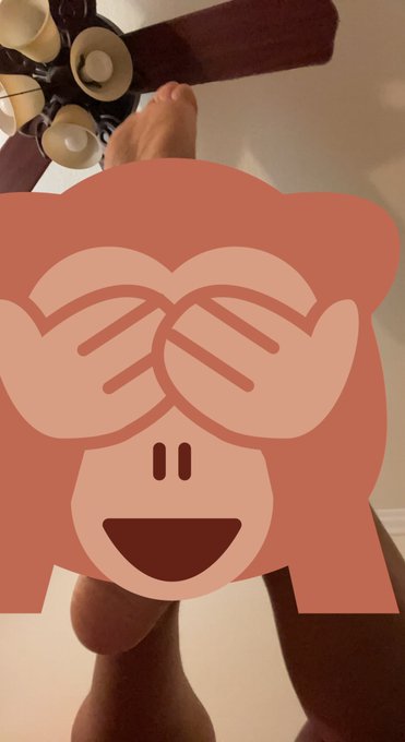 $3 feet pic reveal 🦶🦶 Toes feet foot findom fetish https://t.co/JFgXKHCfSe<a href="/tag/sellingcontent"class="tags"><span>#sellingcontent</span></a><a href="/tag/buyingcontent"class="tags"><span>#buyingcontent</span></a>