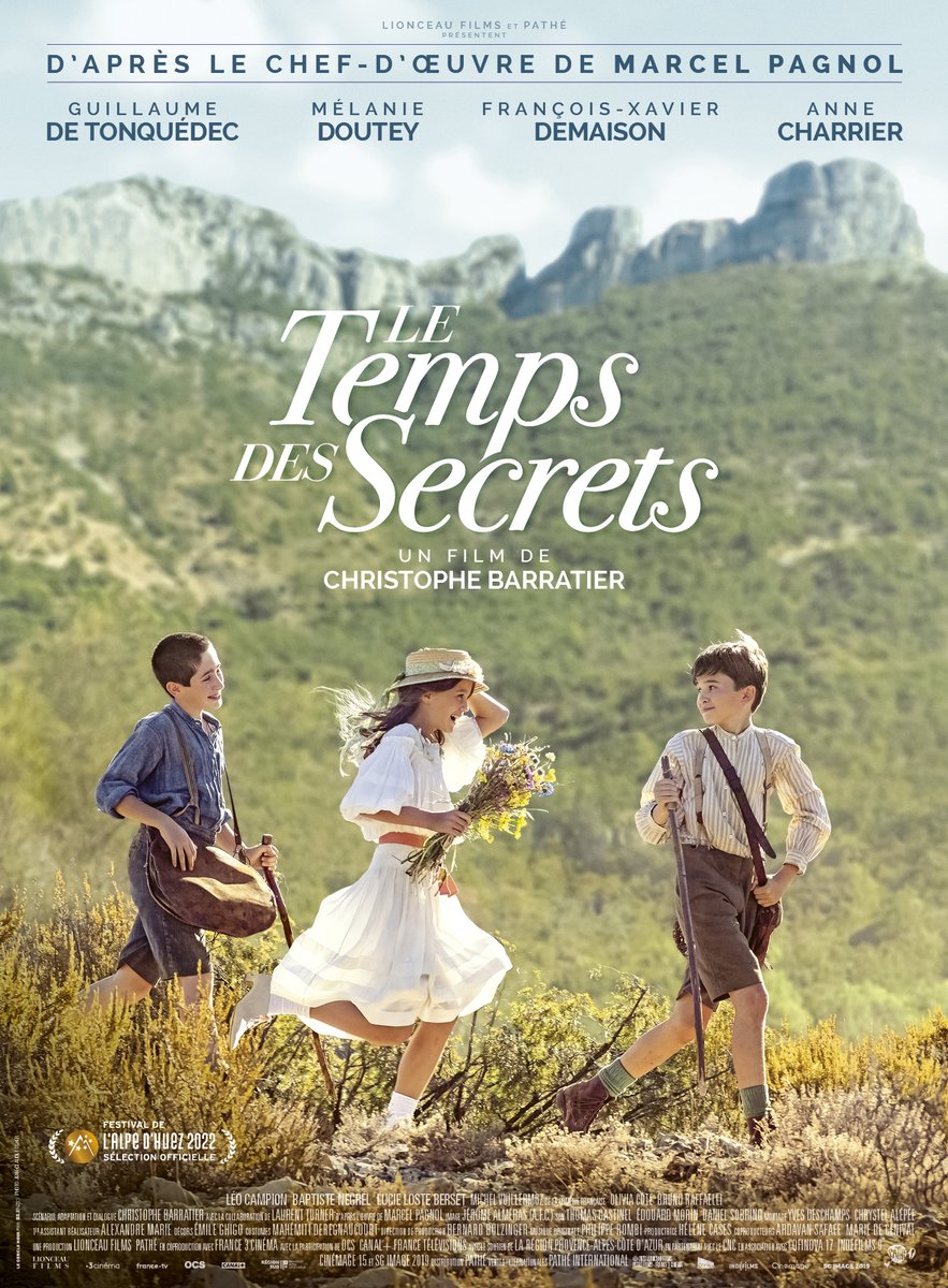 PatheFilms's tweet photo. #LeTempsDesSecrets est sélectionné au @Festivalpedhuez !
Nous vous dévoilons l'affiche du nouveau film de @CBarratier adapté du célèbre roman de #MarcelPagnol.
Avec #GuillaumeDeTonquédec, #MélanieDoutey, @DemaisonFx, @charrier_anne et #LéoCampion.
Le 23 mars au cinéma. https://t.co/1dqqr5hBOO