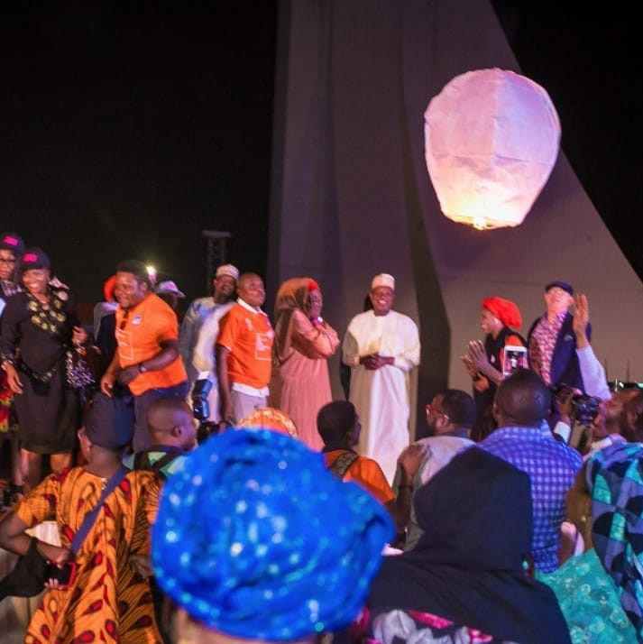 MalcolmAlkalee's tweet photo. #Throwback: 2019 #WorldCancerDay in Nig🇳🇬, #AbujaCityGate was amongst 55 landmarks illuminated in 37 cities around the World, by @MedicaidcfP. 20 #CancerPatients were supported in Abuja &amp; Kebbi from the #MCF's #PatientsSupportProgram.

#WCD2022
#IAmAndIWill 
#CloseTheCareGap https://t.co/jBt965w8Kq