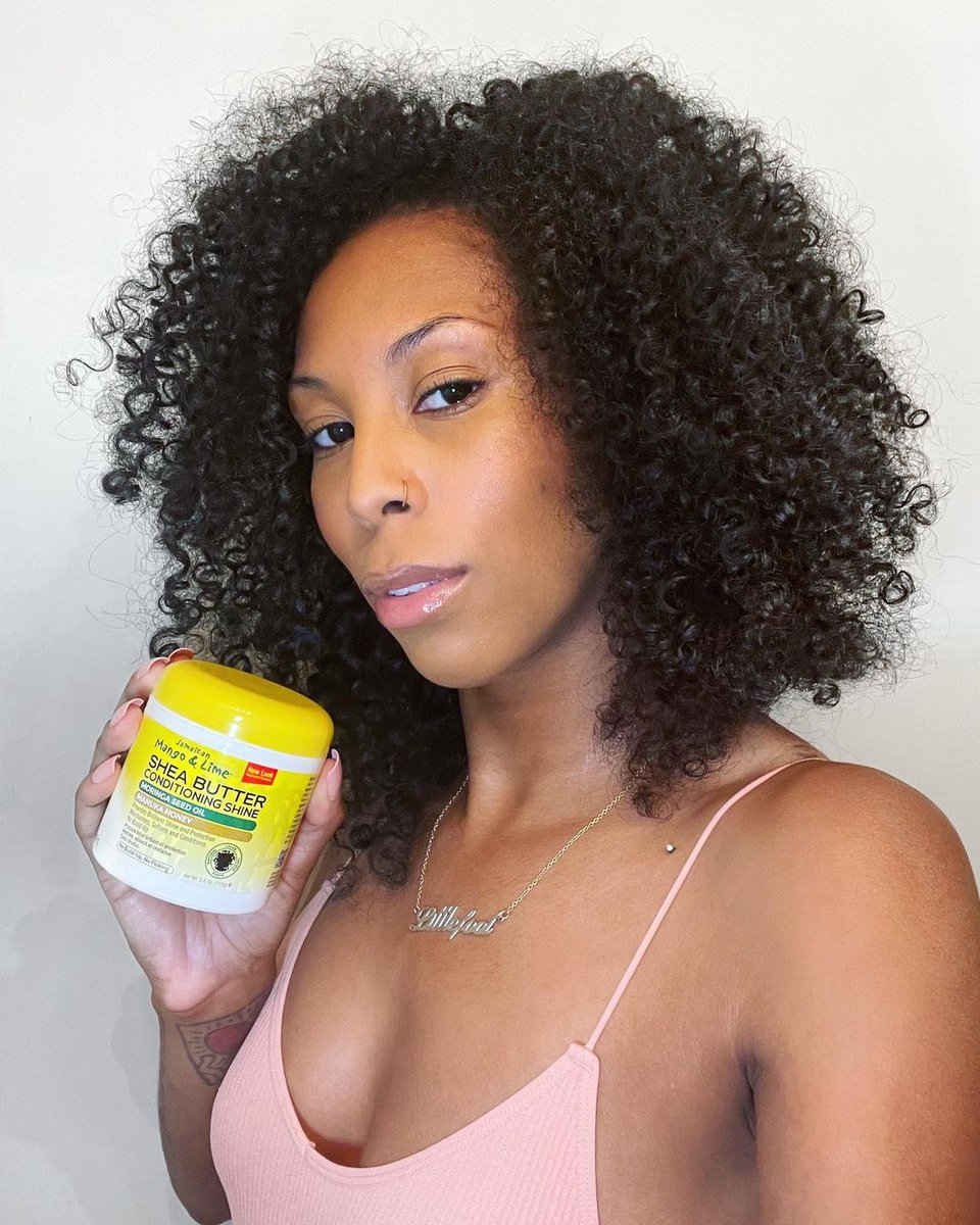 MyUniversalVIP's tweet photo. We recommend @JamaicanMangoAndLime Shea Butter Conditioning Shine to restore your hair health and provide much needed moisture. 

Learn More @JamaicanMangoAndLime!
.
.
#hairshines #hairshine #hairshinetreatment #hairshinemask https://t.co/zFfSlClk0i