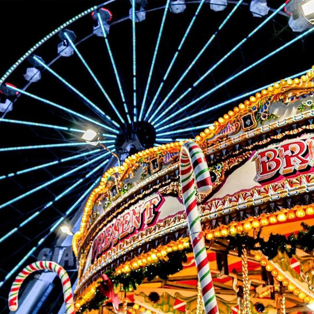 RizzoliProsecco's tweet photo. Christmas isn’t Christmas without ice skating, markets, drinks and shopping!⛸ 🛍

Have you had the chance to visit 
@christmaswonderlandlakeside at 
@lakeside yet?❄️

Why not pop inside to us after your visit? Warm up with some hot drinks or our exclusive Christmas cocktails🍸 https://t.co/LQhymY8ci2