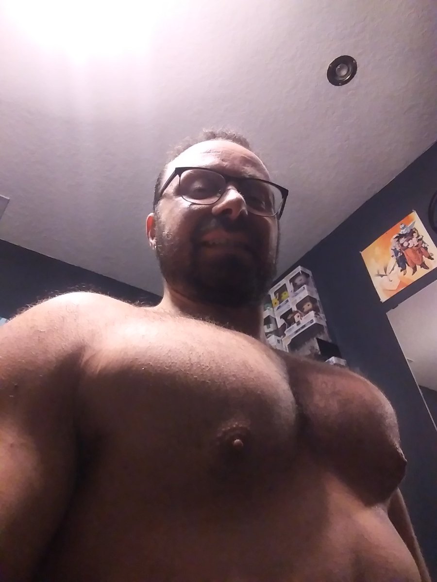 Kurt_RMX's tweet photo. Pec pump from last night's chest workout. That's the chest of a man who bench presses 1.75 times his bodyweight.
Why am I posting this?... πͺπ
#pecs #chestday #bodybuilder #musclegeek #musclenerd #nerdmuscle #fitnerd #fitnessgeek #geekswholift #gaymer #musclegay #gaybodybuilder https://t.co/xSczfCoOWP