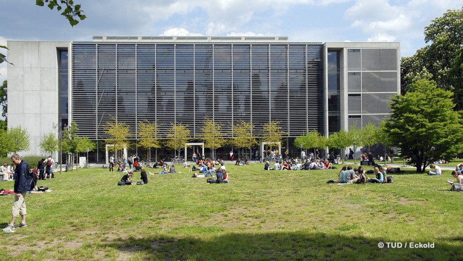 ResearchGermany's tweet photo. Interested in History? Start your career with one of these 2 interdisciplinary #PhD positions at @tudresden_de 👉https://t.co/aGuOeBDS7M #PhDGermany #History #SocialScience #CulturalScience #TechnicalScience #NaturalScience https://t.co/mDgOh8jdZM