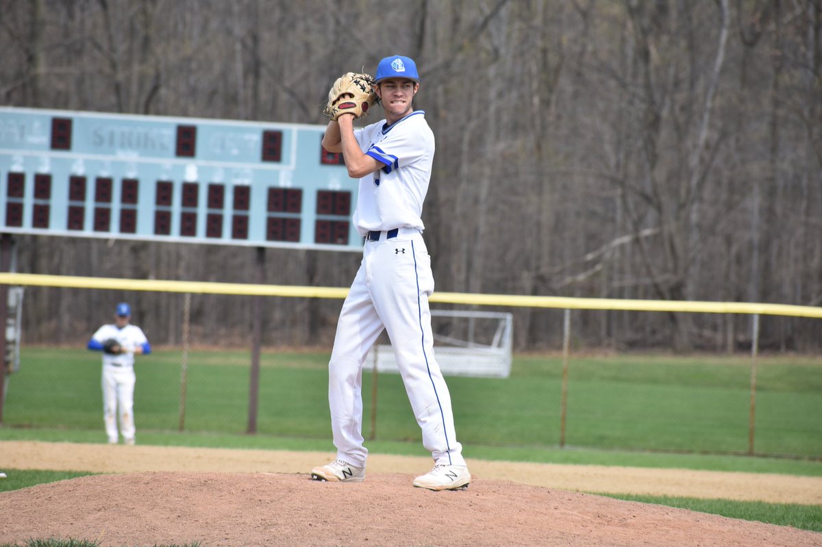 jmcookie2's tweet photo. After my two years at Lakeland, I’m excited to announce that in the fall I’ll be continuing my education and playing baseball at Notre Dame College! 🔵🦅🟡 @NdcBaseball @VASJHighSchool @jwinrod15 @Dugout_22U_OH @LakelandLakers @VASJVikingsAD @BaseballVasj https://t.co/cMKSVvPHak