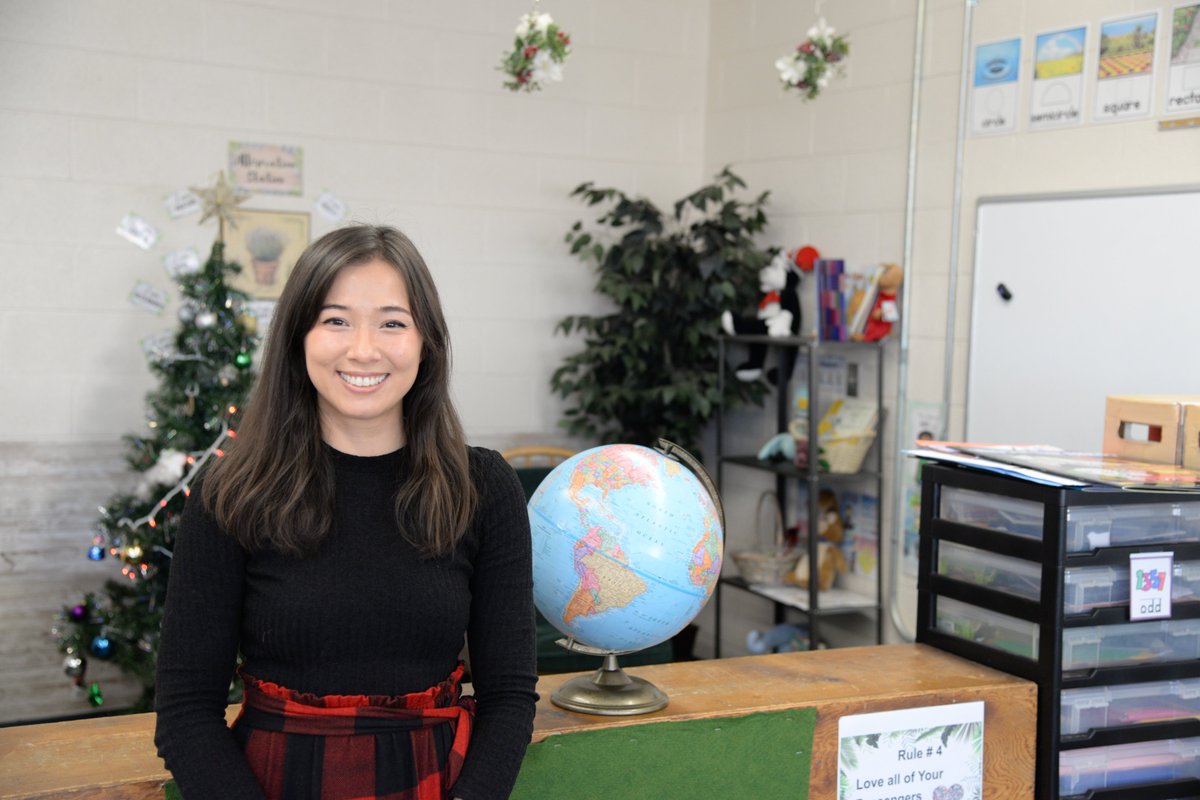 Interested in joining our team of amazing ELL teachers? KCS is offering a $5k signing bonus for applicants with an active ELL license who meet the requirements! Details: bit.ly/2R5iAvr. (Click the "By Job Class" tab, scroll to "Teacher English Lang Learners.") <a href="/KCS_ELL/">English Language Learners of KCS</a>