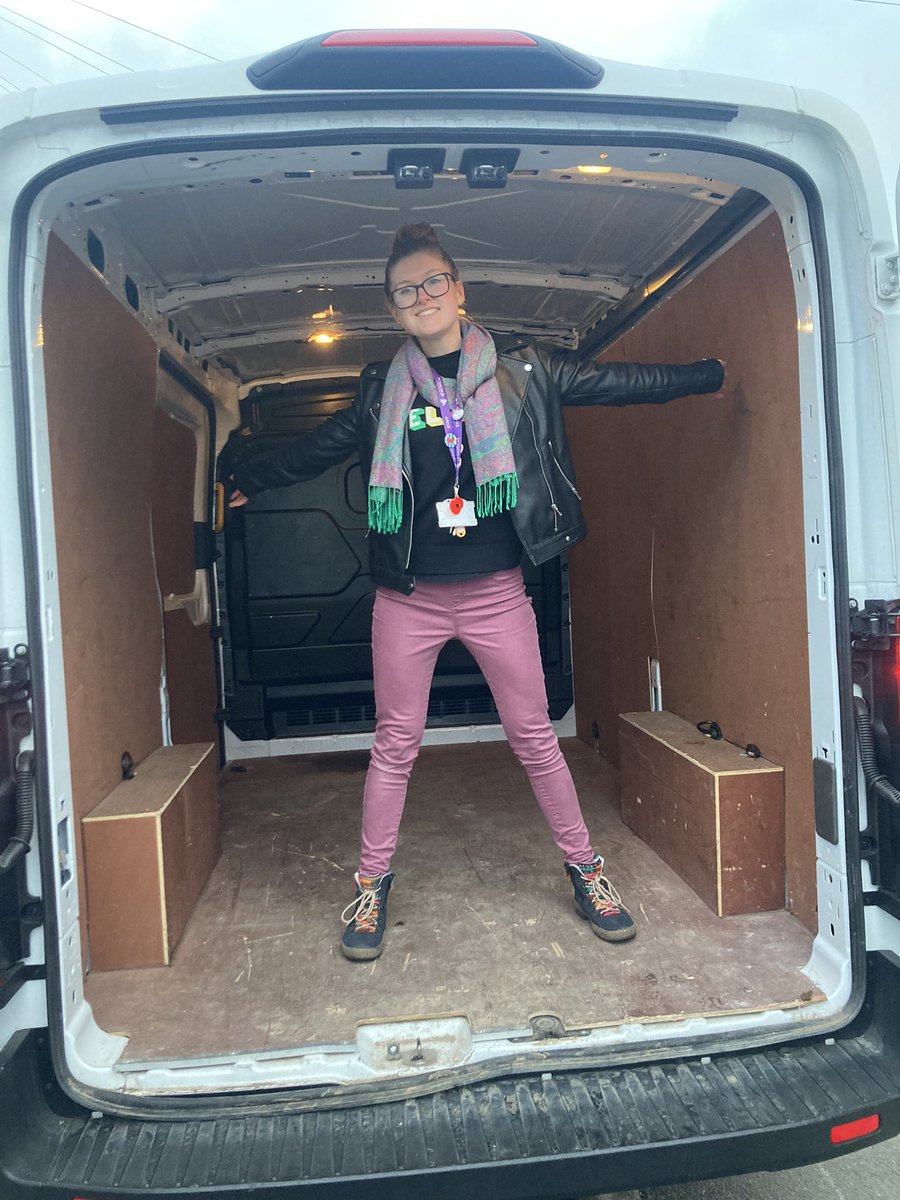 #Christmas hampers have been delivered 😅 phew! The #holidays start here! Thanks to @KINDLiverpool for helping our families and thanks to my husband for lifting the heavy boxes 😂 <a href="/AcademyStNics/">St. Nicholas</a> <a href="/AllSaintsColl/">All Saints College</a>