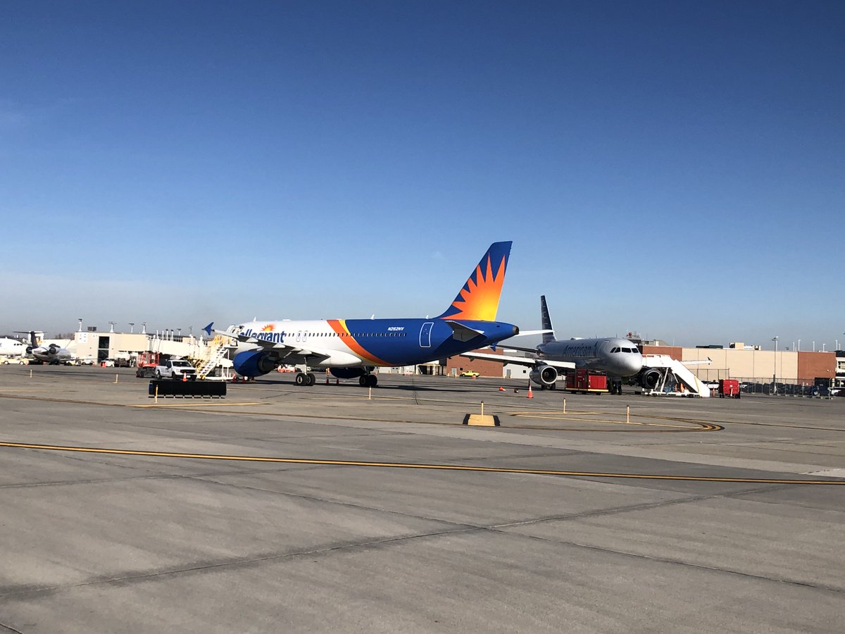 Airlines at DSM now park aircraft in remote parking positions during peak times.  The existing terminal only has 5 remote parking positions - so leaders are pushing forward with plans to build a new terminal. 
#flydsm #dsmusa #airports #infrastructure #newterminal