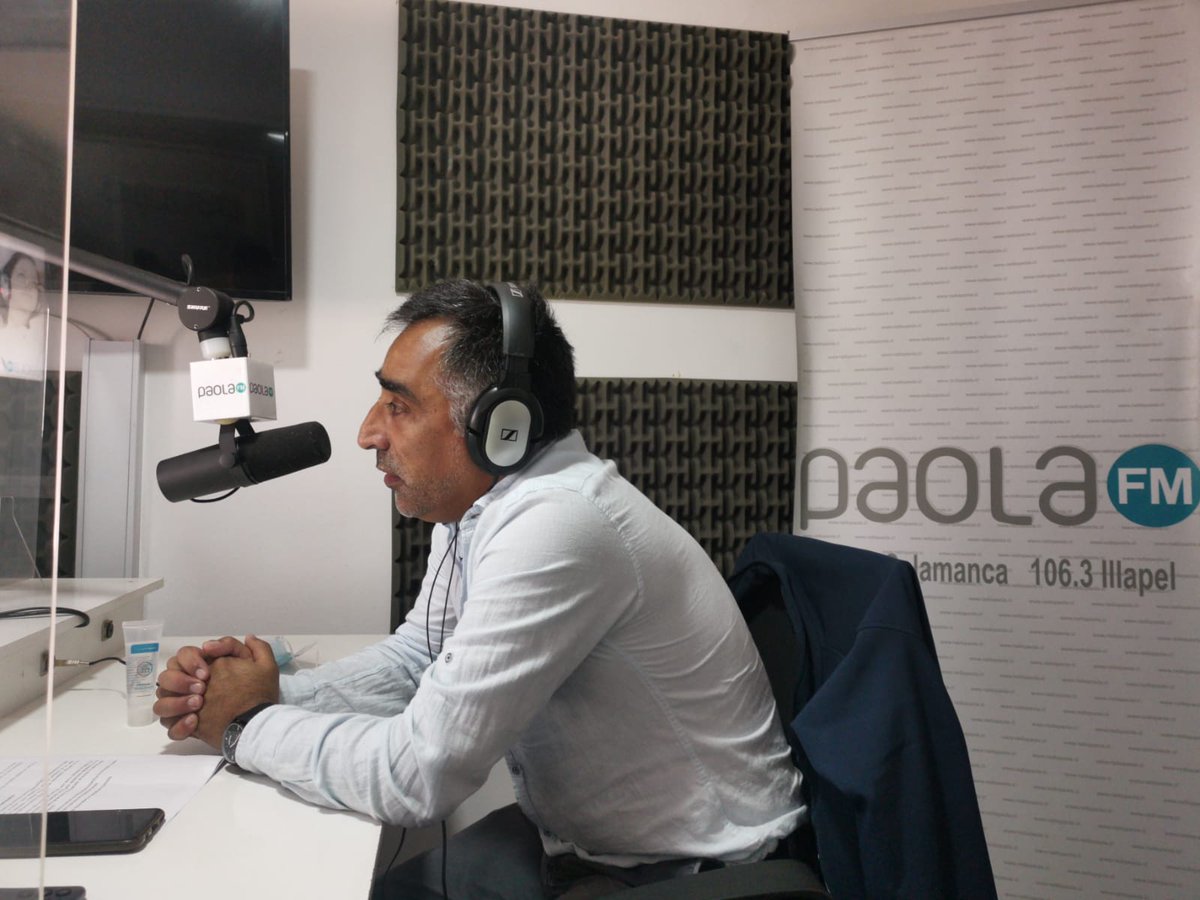 Indap_coquimbo's tweet photo. 🌱Queremos que todos nuestros🧑‍🌾👩‍🌾conozcan las herramientas y beneficios que tenemos en @indap_coquimbo.

Jefe de Área #Illapel Enrique Veas es entrevistado en programa📻"Río Choapa, Presente y Futuro" de #RadioPaola, donde conversó sobre nuestro prog de #SuelosDegradados #SIRSD-S https://t.co/UdFXB6HR9Y