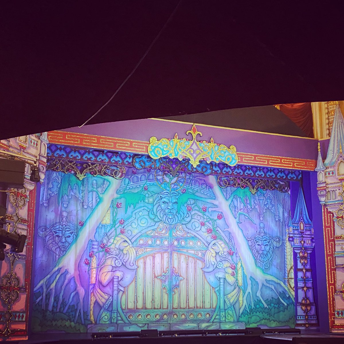 F2I_Yorkshire's tweet photo. We were very glad to be back at the pantomime today! Thank you @trwakefield for a lovely afternoon. https://t.co/6EwRCYuxmG