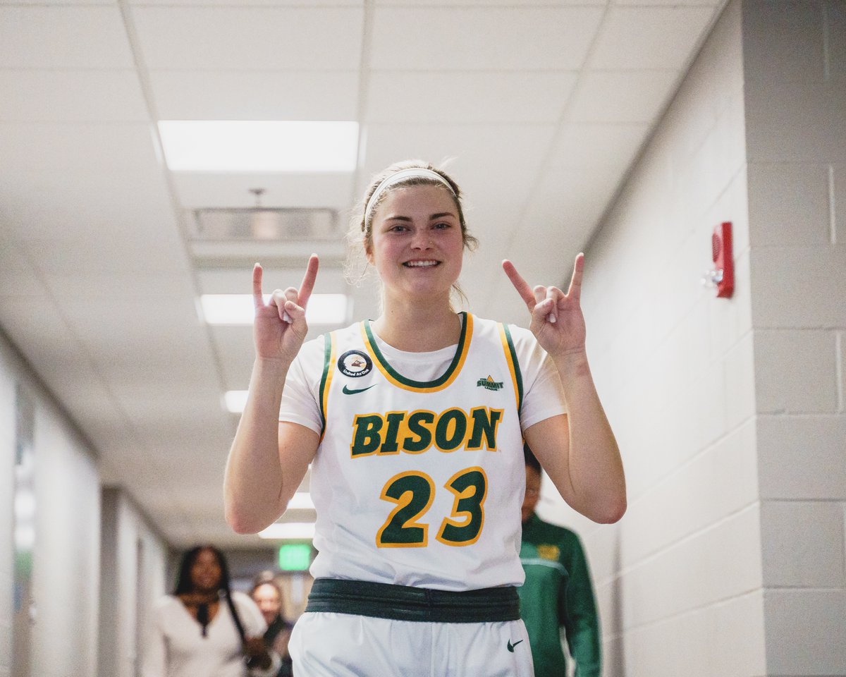 NDSUwbb's tweet photo. 🤘's up for 𝐜𝐨𝐧𝐟𝐞𝐫𝐞𝐧𝐜𝐞 𝐬𝐳𝐧 starting tomorrow! https://t.co/J8QOXsboIs