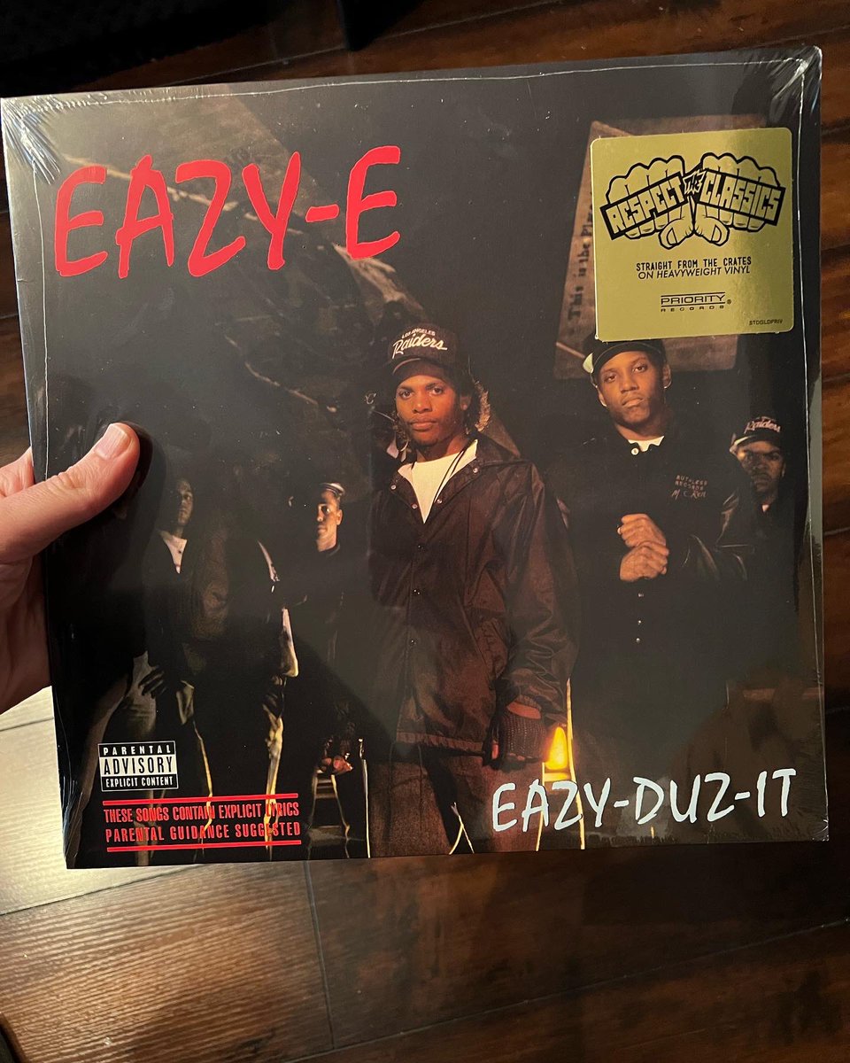 SorenBaker's tweet photo. I have and love so much music. What are your thoughts on this one? S/O Eazy-E, @icecube @drdre @realmcren and @DJYELLAOFNWA. #ILoveRap #DiggingInMyCrates https://t.co/k25jzeBpzG