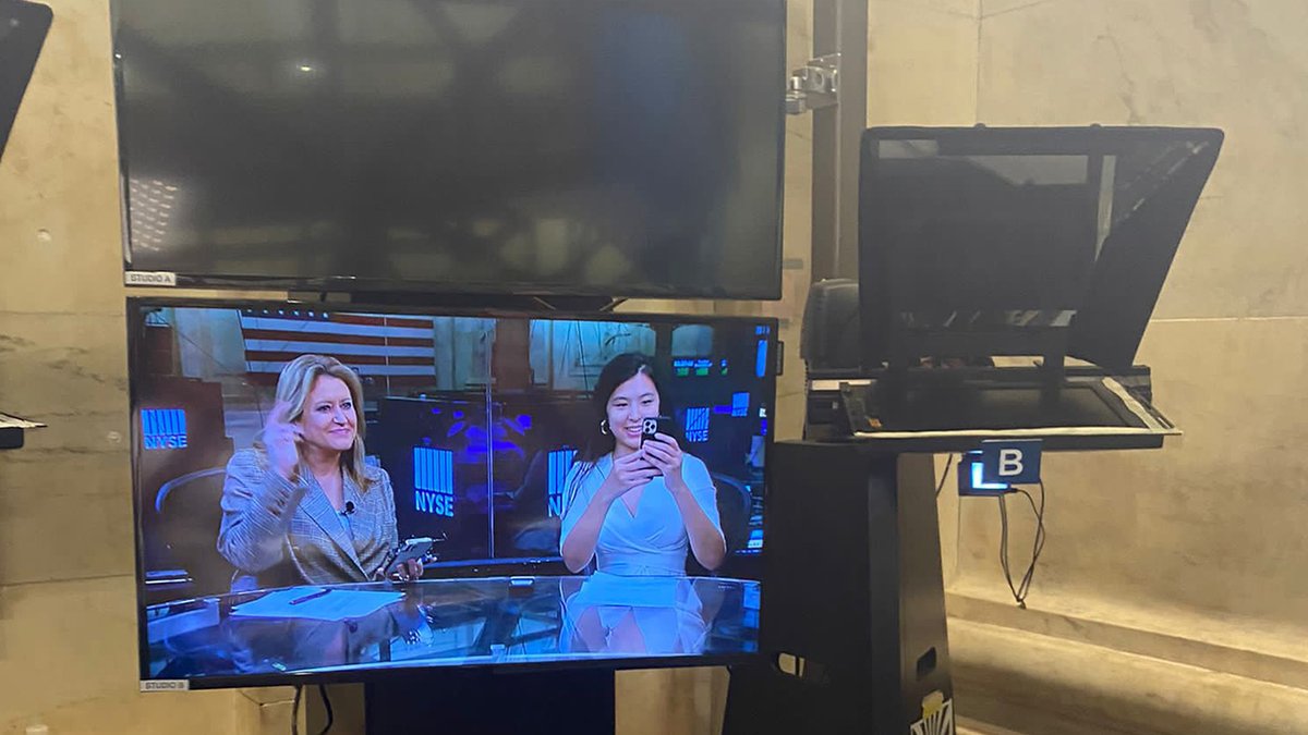 ⚠️Big news coming! As we have promised in Q4, we are on track with our roadmap! 🚀🚀🚀

We’ve come a long way! Finally excited to share it with the world! 😍

#NASDAQ #NYSE #NewToTheStreet #ARIVA #ARV #Cryptocurrency