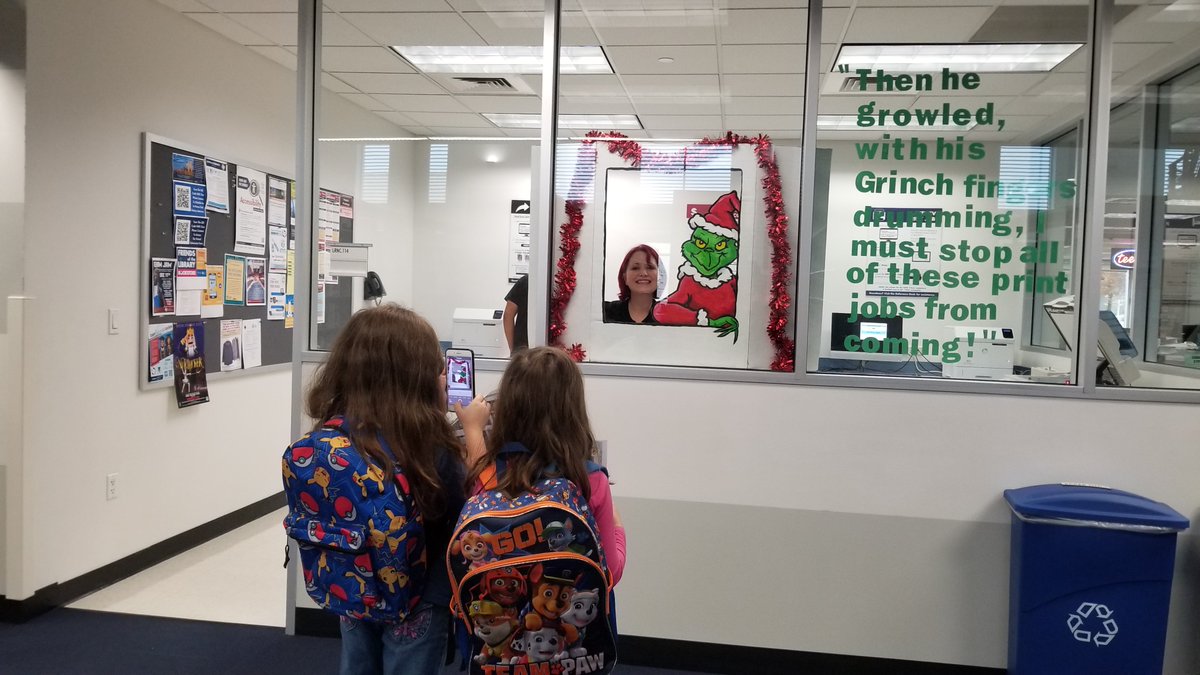 LSCCYFLibrary's tweet photo. Stop by the #library and stock up on holiday entertainment and take advantage of our holiday photo ops! #ReindeerReadingTrailCYF #BookTreeCYF #cyfairlibrary #lsccyfairlibrary #harriscountypl https://t.co/fSi3J6LtBh