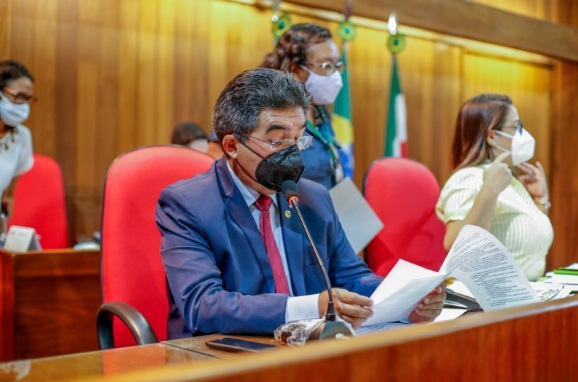ptpi13's tweet photo. O Projeto de Lei, de autoria do deputado Estadual @limmapiaui, que institui a Política Estadual de Direitos das Populações Atingidas por Barragens, foi aprovado na manhã desta segunda (20) nas comissões da Assembleia Legislativa e vai a Plenário. https://t.co/StHGNPtAPi