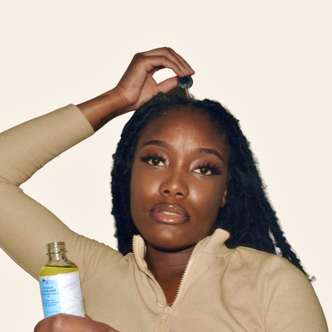 Tuke_Somethinnn's tweet photo. 🌺@NBN_Co ‘s Hibiscus &amp; Sunflower Growth Oil consists of a medley of light and nourishing oils designed to fully absorb into strands with no greasy feel after application🌺 
https://t.co/wmBdR8osQe https://t.co/3h8tGVS4W9