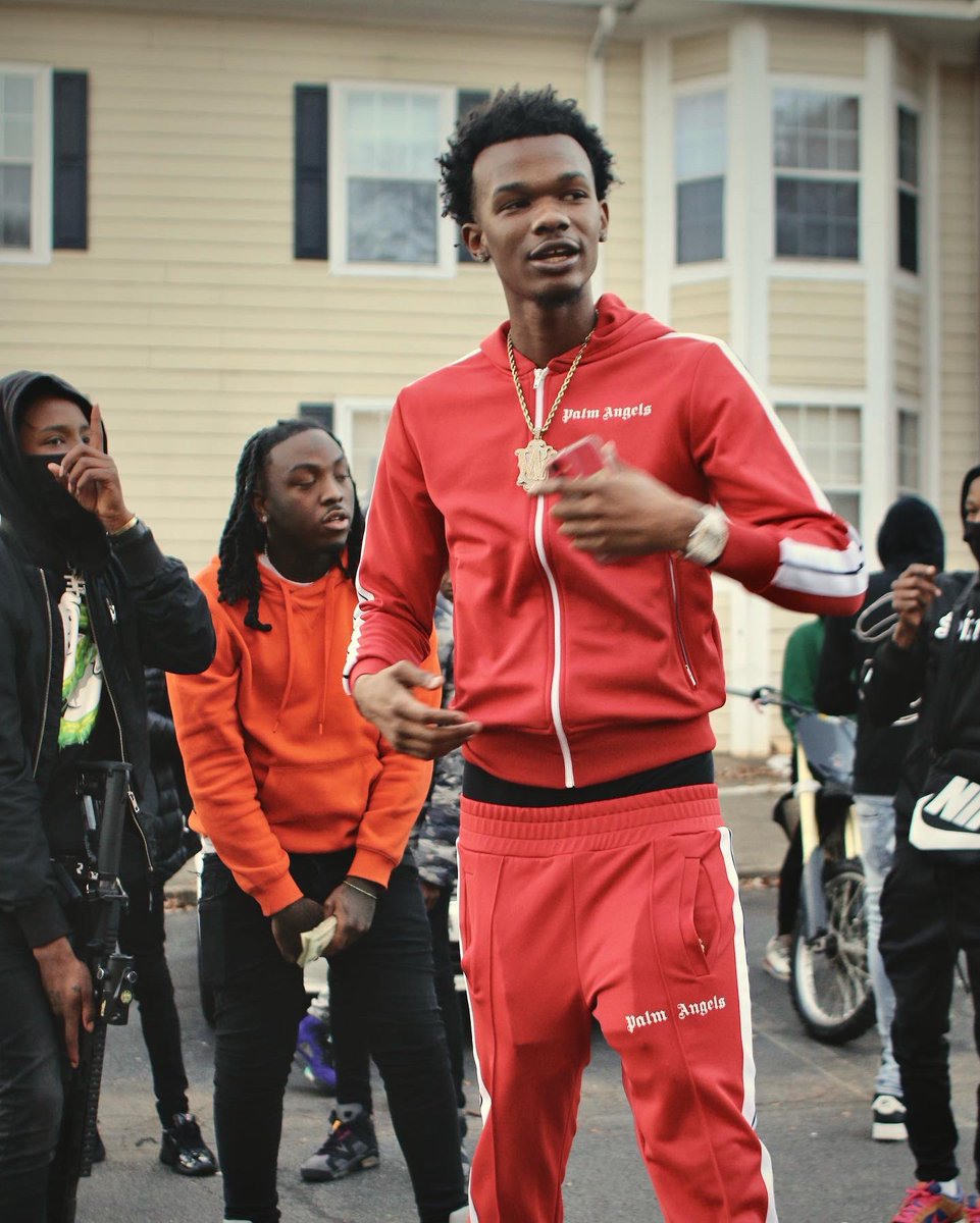 Exit 63 we trap it out just like da carter, pde don’t know nobody don’t go down to the bottom, think u finna go through the Hamp won’t see tomorrow, eastside niggas shoot first dey ain’t tryna argue 🏋🏾‍♂️‼️