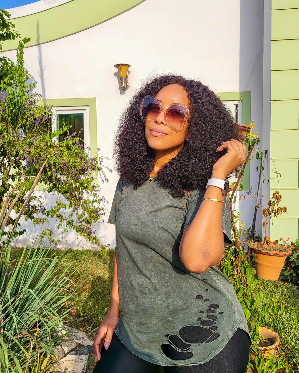 Joselyn_Dumas's tweet photo. ACTIVE

| 📸: @BlarneyBenjamin with #GalaxyFold3  🕶 by: @vasties_ltd https://t.co/r0GuDpAz6q