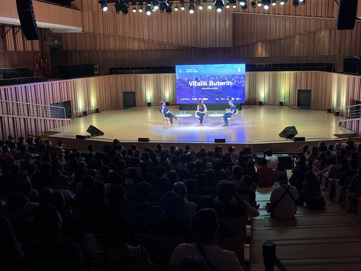 "Pienso que proof of stake es mucho más resistente a la censura que proof of work"
<a href="/VitalikButerin/">vitalik.eth</a>