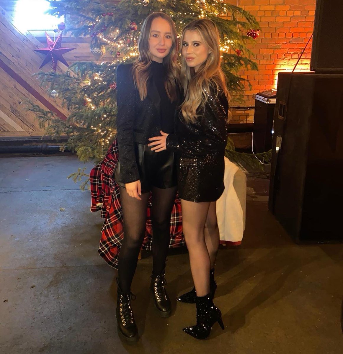 FaithGouldson's tweet photo. 🎄🎅🏼 https://t.co/lHRgRLyzEP
