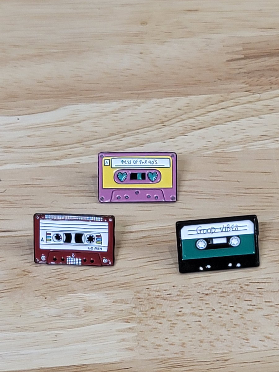MoPressha's tweet photo. Ole school pins?
https://t.co/iFky7owUrX https://t.co/LLRPY5VFv1
