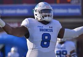 𝑅𝒾𝓁𝑒𝓎 tweet media