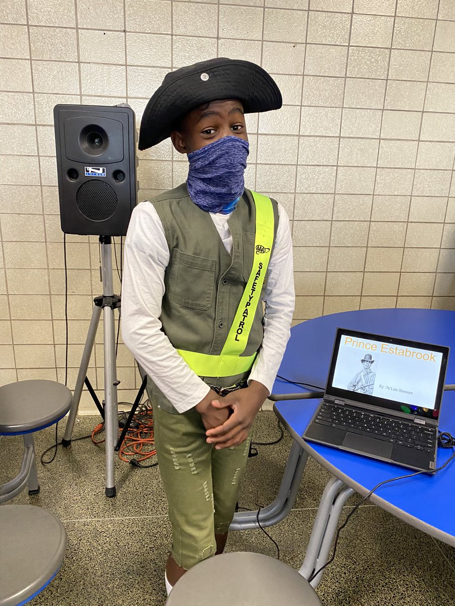 LiveLoveTeach96's tweet photo. I enjoyed the 5th graders Hidden Figures of the American Revolution Living Museum. I was so impressed by how much some of the students I had for 3rd grade 2 years ago have grown 🥰🥰 https://t.co/VcpiXHoqpk