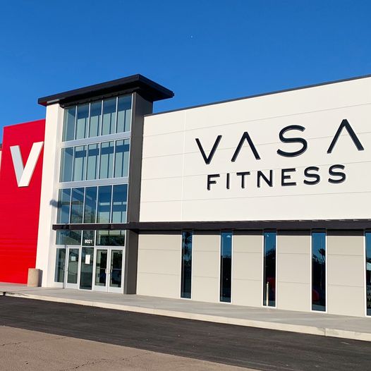 frecklesgraham's tweet photo. KBuddah joins Vasa in Villa Park. Opening Soon! 
https://t.co/p4BSEjGMTQ 
💯🔥🏋🏽‍♂️🧘🏽‍♀️💪🏽
#vasastrong #iamvasa #kbuddah #kompassion #yourtrainer #newyear #newyear2022 https://t.co/2Ja0QHKFnI