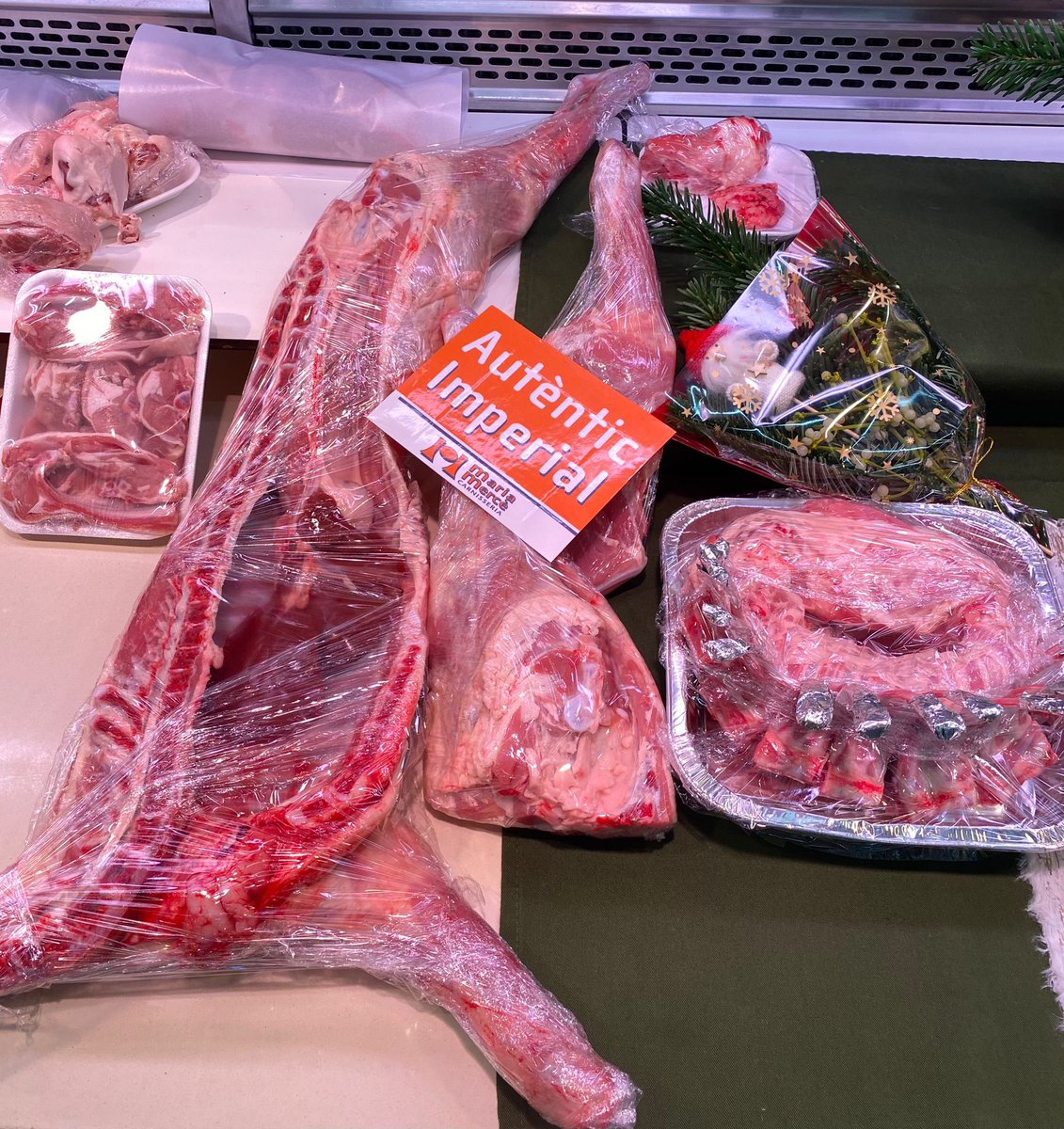 mariamercecarns's tweet photo. Ja heu fet el vostra encàrreg per Nadal?? No trigueu, sinó us quedareu sense els IMPERIALS més bons! Recordeu que podeu fer la vostra comanda a ☎️933195568 📲619180731 https://t.co/iqa8ActpaN