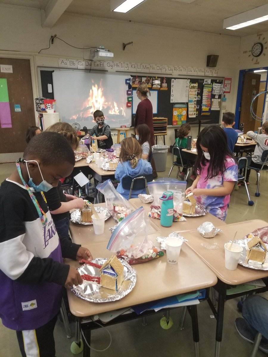 Ann Weintrob tweet media