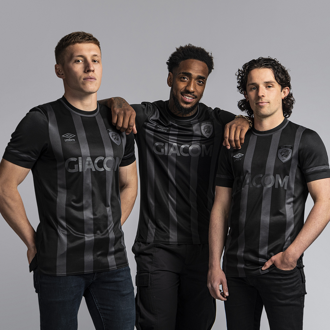 Shirt of 2021

Hull City / Away by Umbro

RT and Like to vote for this shirt!

#Shirtof2021