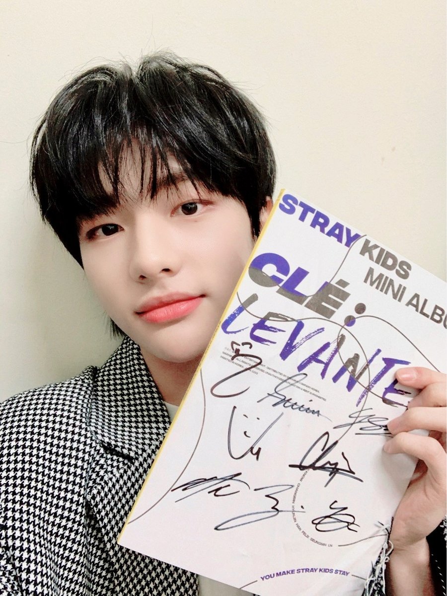 _SKZTWT's tweet photo. ⠀   ⠀
⠀   ⠀ꜜ⠀   @⠀⠀stellar⠀   ⠀\⠀   ⠀gram⠀   ⠀*⠀   ⠀[⠀   ⠀▭▬⠀   ⠀𝐒𝐊𝐙⠀   ⠀✦⠀   ⠀new⠀⠀⠀⠀📷⠀⠀⠀post⠀⠀   ≽

⠀   ⠀ᓚ⠀  MWAVE⠀:⠀⠀@iMNETRP⠀   *
⠀   ⠀ https://t.co/l4cdaBdTde
