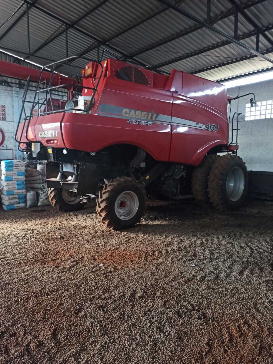 ruralvendas's tweet photo. Case 4130   25pés
Ano2018
2.000h
R$1.120.000,00
.
Quinta do Sol Pr
(44) 9-8436-0943  LUCAS
@lucas_malagtti
  
.
.

#case #fazenda #colheitadeira #soja #milho #parana #producao #terra #rural #agricultores #lavoura #safrinha #riograndedosul #santacatarina #farm https://t.co/MYiz5AY2bq
