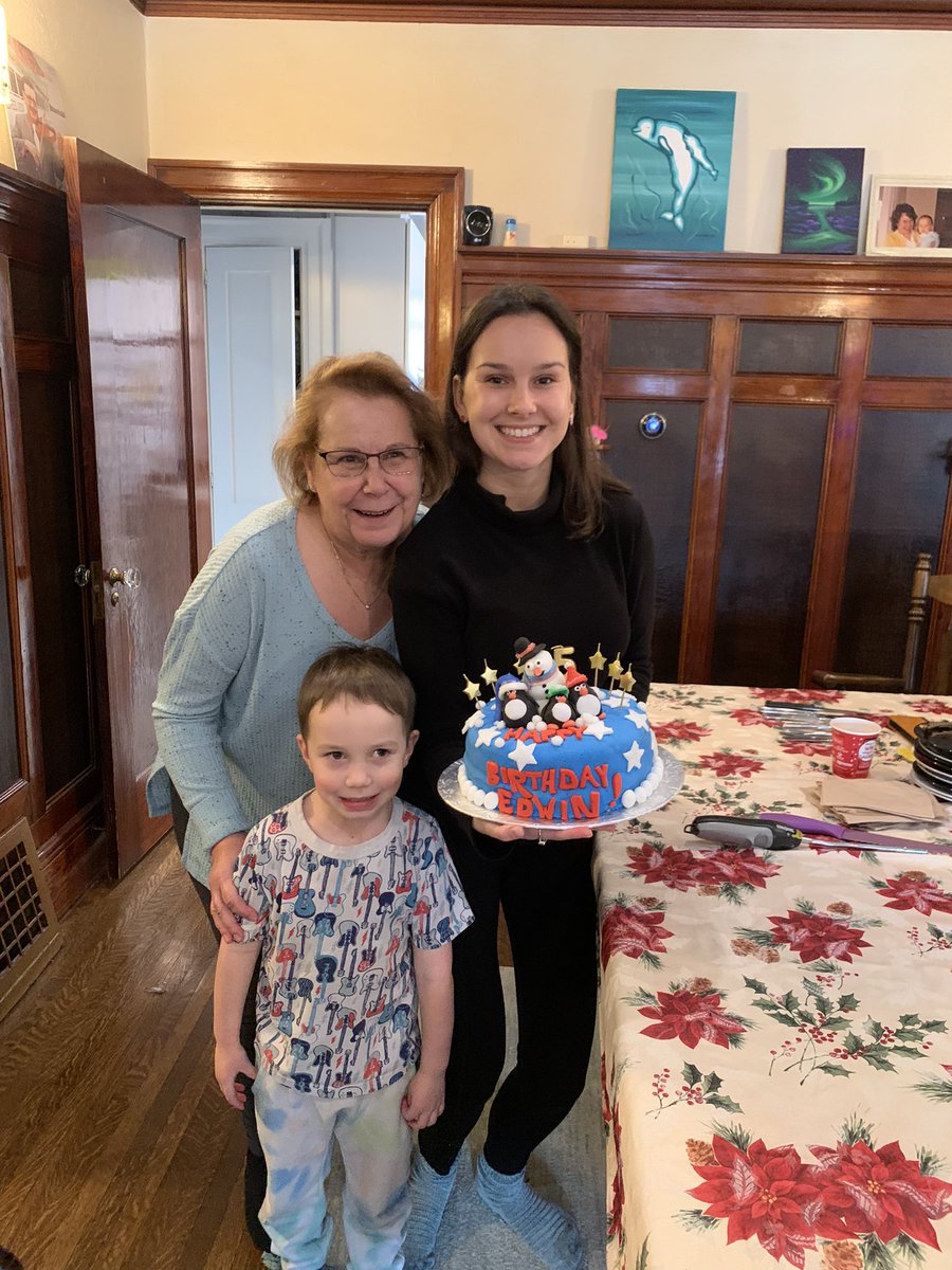 kkrawchenko's tweet image. Hey @MichaelsStores look what we made! Very happy 5 year old nephew #MadeWithMichaels Could you please fund our next baking experience with fun supplies? Thanks for all the fondant!