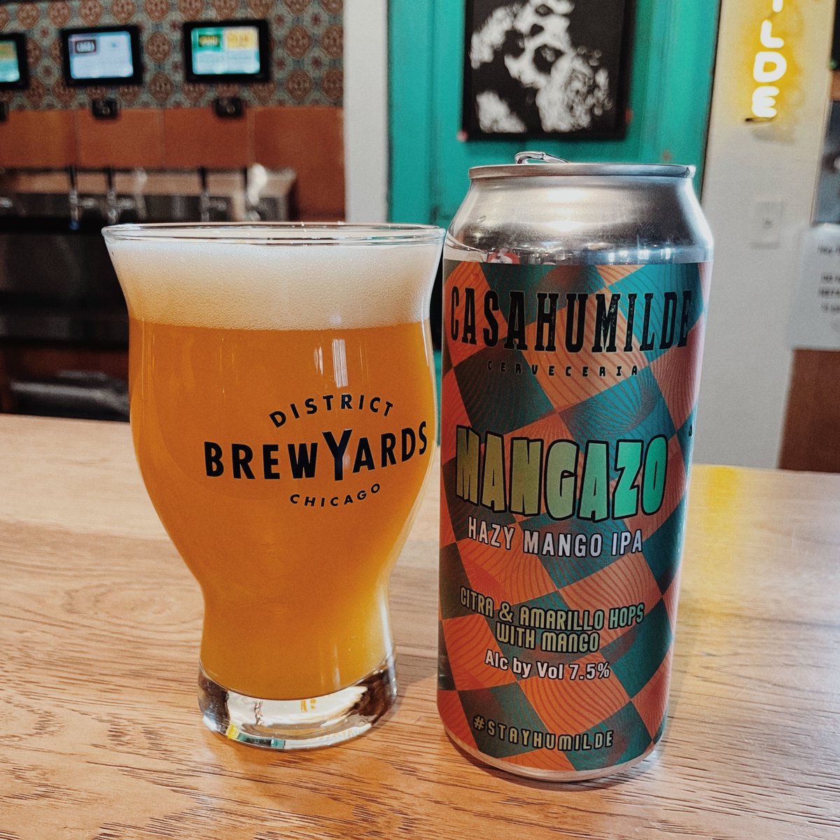 It's Day 21 and this baby is juicy! Today we're drinking MANGAZO Hazy Mango IPA from @casahumildecerveceria! This gorgeous beer is a beautiful blend of hop and citrus flavors. Salud! 🍻 

We're open at 3:00pm today. 
Closed 12/24 &amp; 12/25.